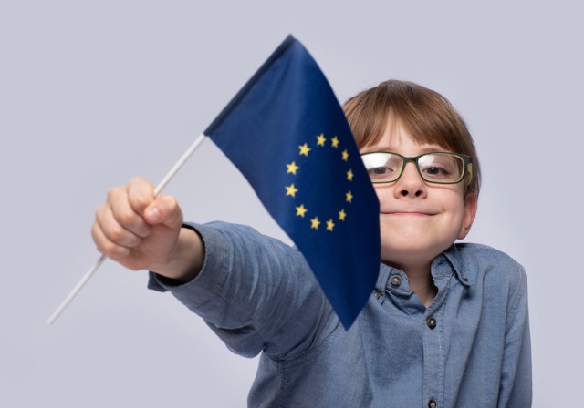 O decreto Tajani e a Lei de reforma da cidadania italiana mudaram bastante a legislação sobre a cidadania italiana para filho menor