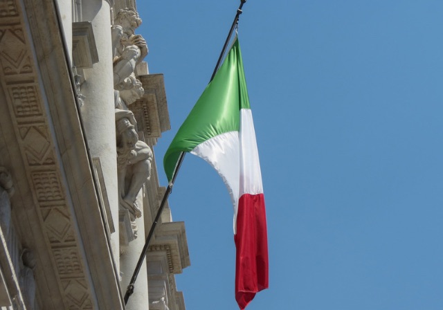 A Bella Lex Consultoria fundamenta o pedido de cidadania italiana e resolve os problemas diante o consulado ou o Município italiano