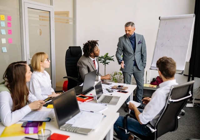 O serviço de abertura de empresa na Itália pode incluir o cnpj italiano, a sede legal da empresa, a abertura de conta bancária e muito mais