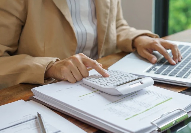 A Bella Lex disponibiliza gratuitamente no site um simulador de investimento para conferir o valor necessário para a cidadania italiana por descendência